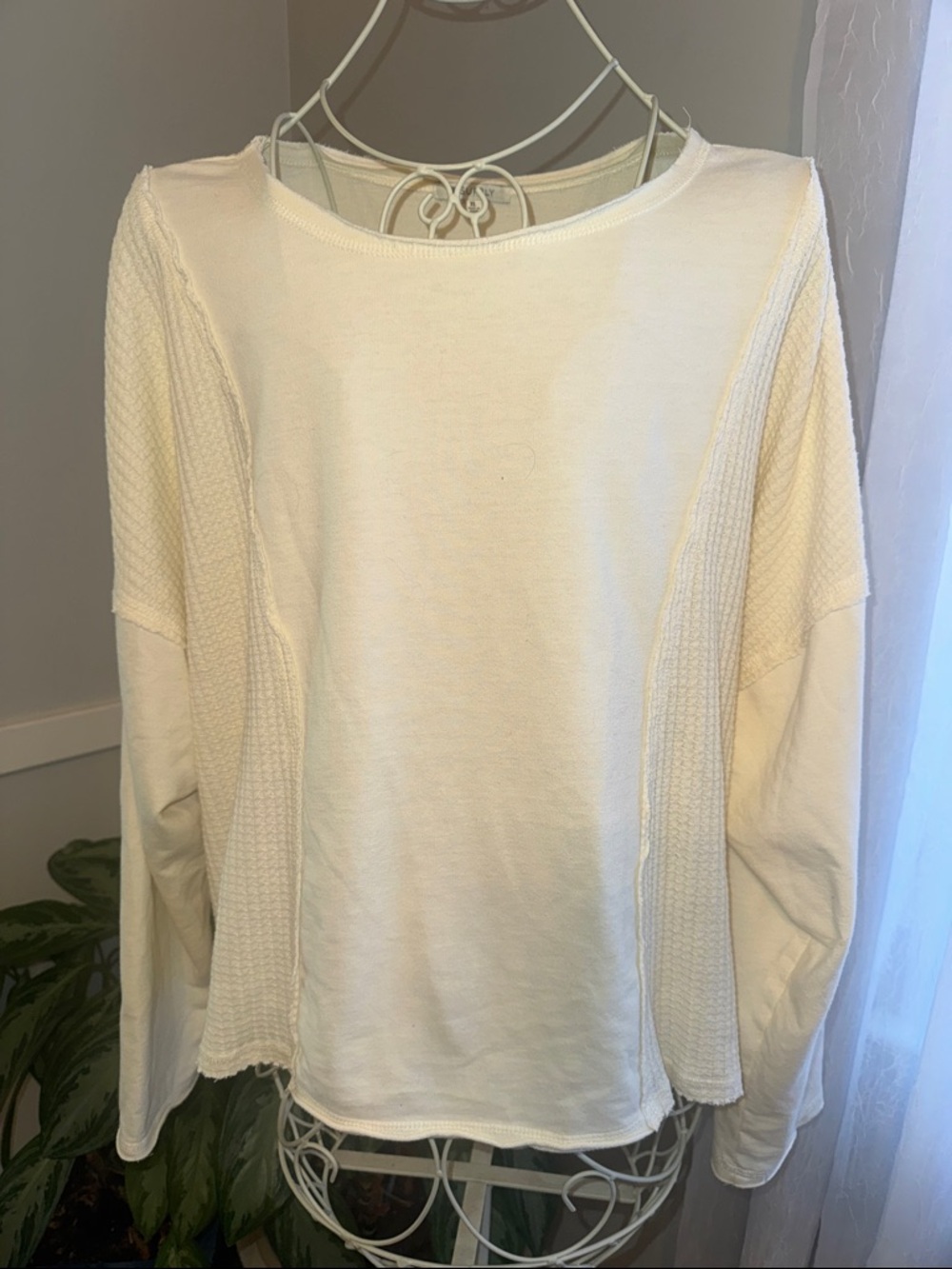 Z Supply Cream Ribbed Crewneck Long Sleeve Top EUC